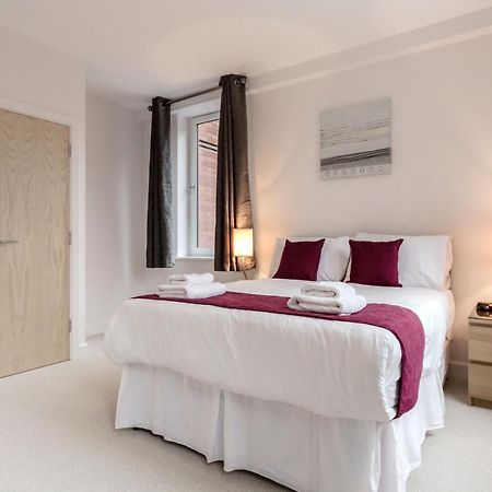 Roomspace Serviced Apartments - Nouvelle House Sutton  Kültér fotó