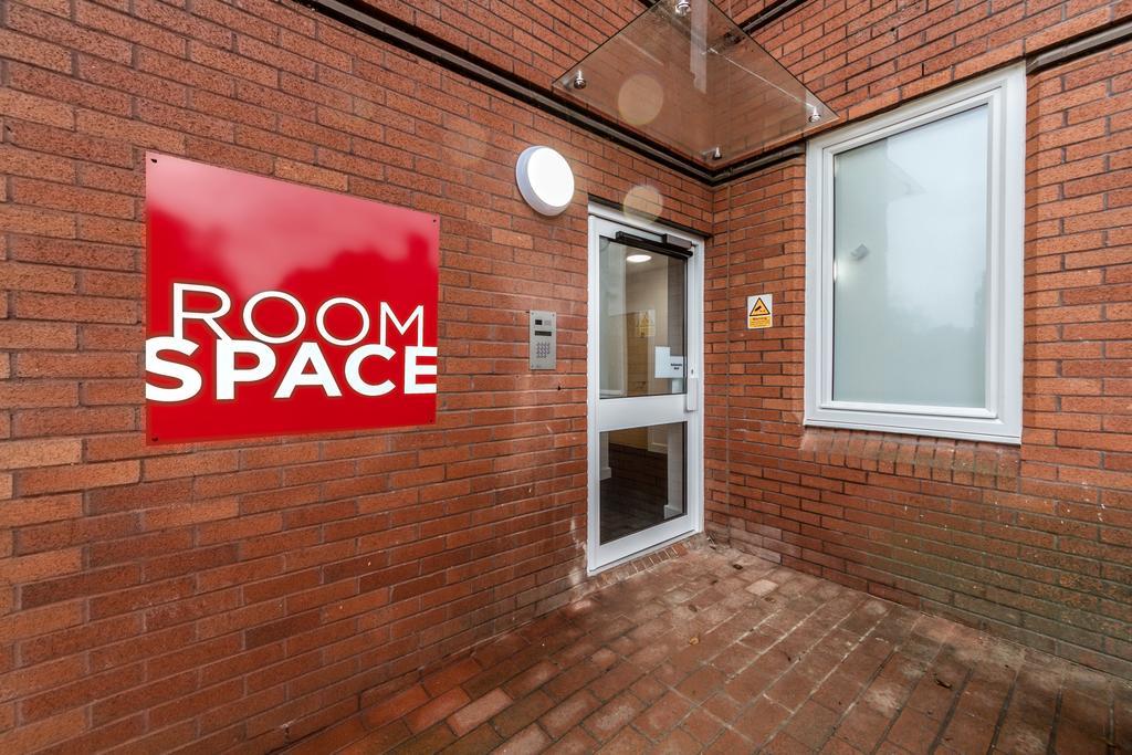 Roomspace Serviced Apartments - Nouvelle House Sutton  Szoba fotó